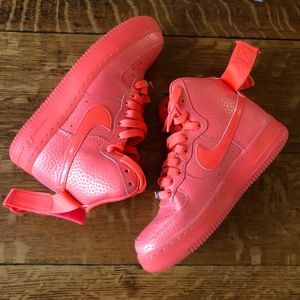 Nike Air Force 1’s Neon Orange gold  Size 6